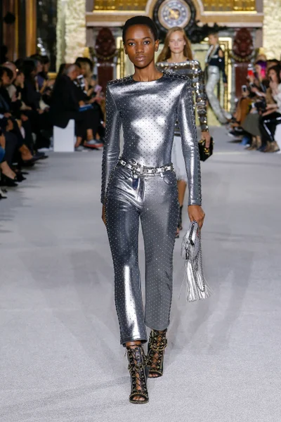 Look 36